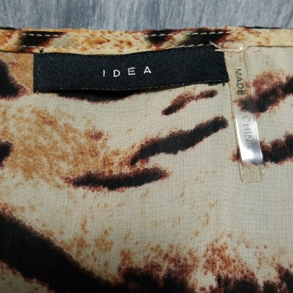 Top - Picture 4 of 7